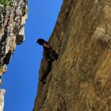 Im Sektor Les Aiguilles sind manche Routen steil und kleingriffig...